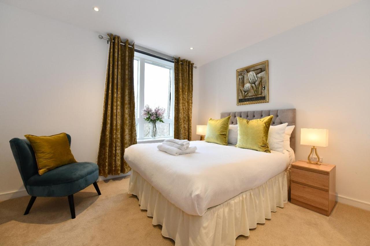 Kew Bridge Apartments London Exterior photo